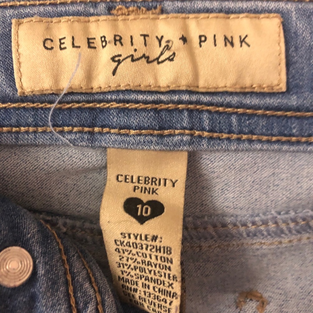 Celebrity ⭐️ Pink - Picture 4 of 6